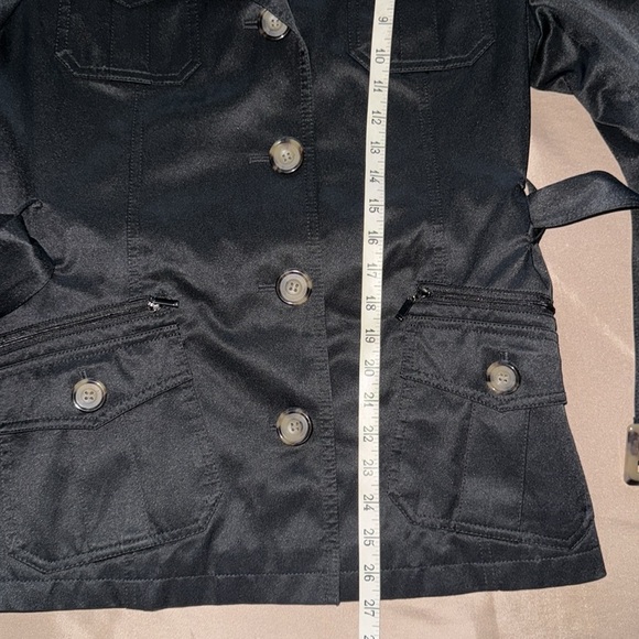 Gallery Black Short Belted Trench Coat Button Details - Picture 4 of 16